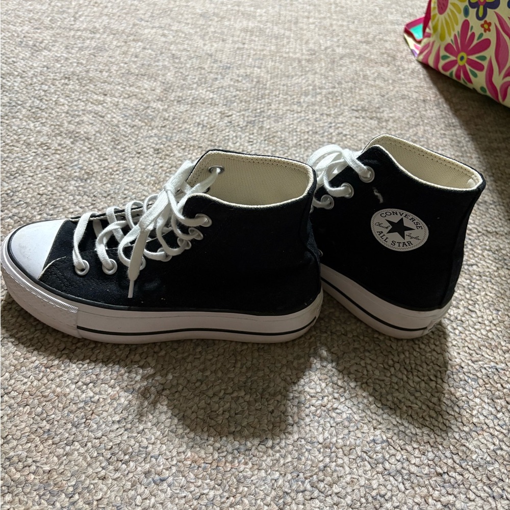 Women’s platform Converse High-Top Sneakers